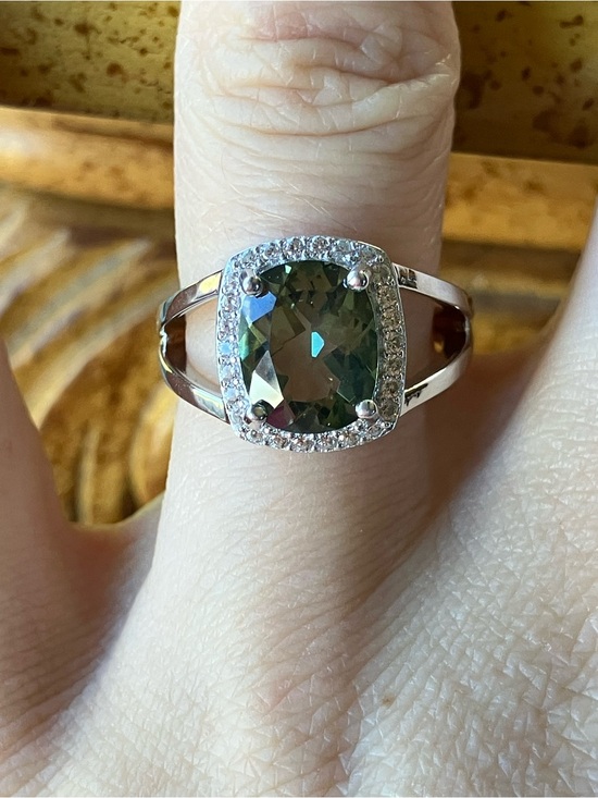 Jewelry - Genuine Green Labradorite Sterling Silver Ring Size 6